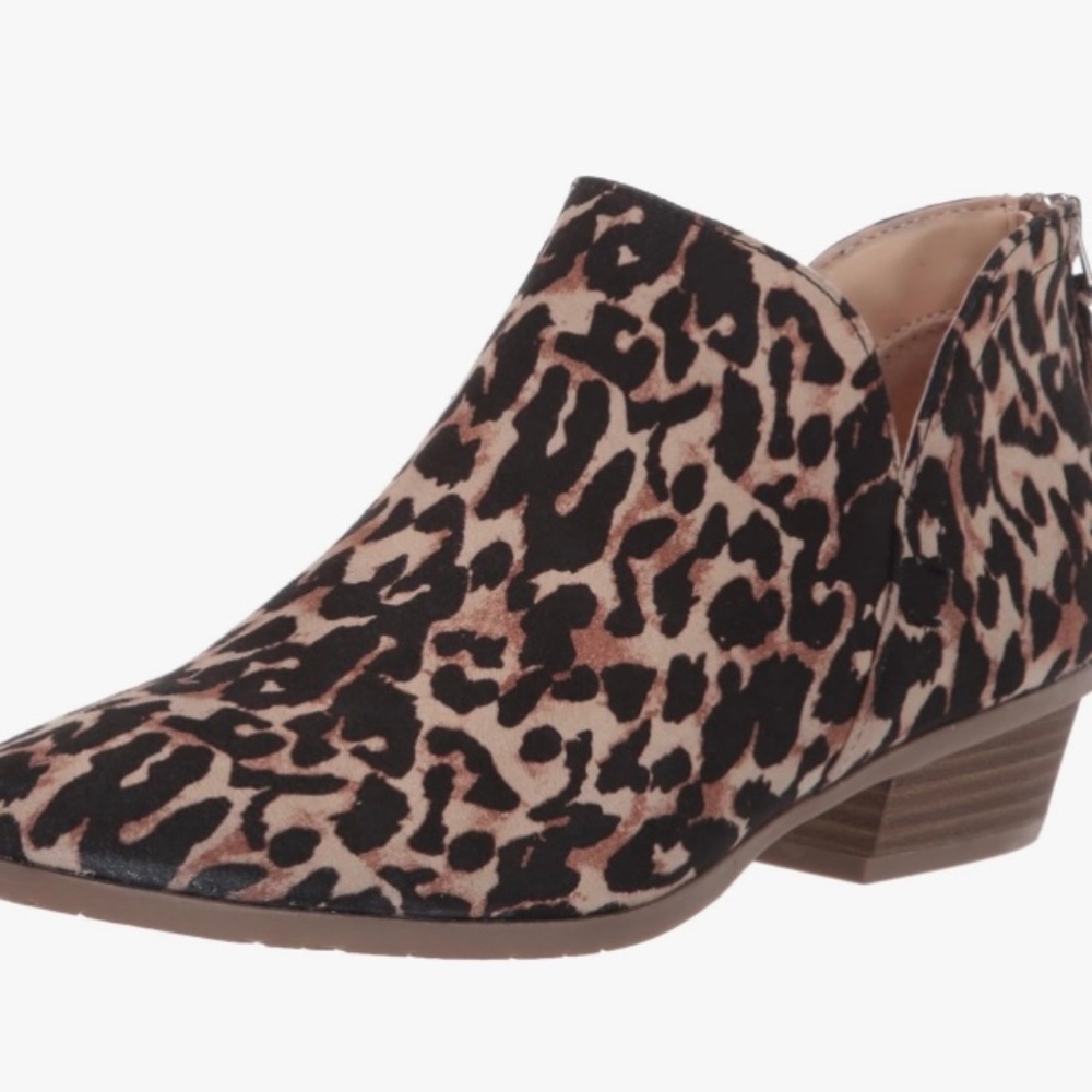 Kenneth Cole REACTION Side Way Ankle Boot~Leopard~Size 8